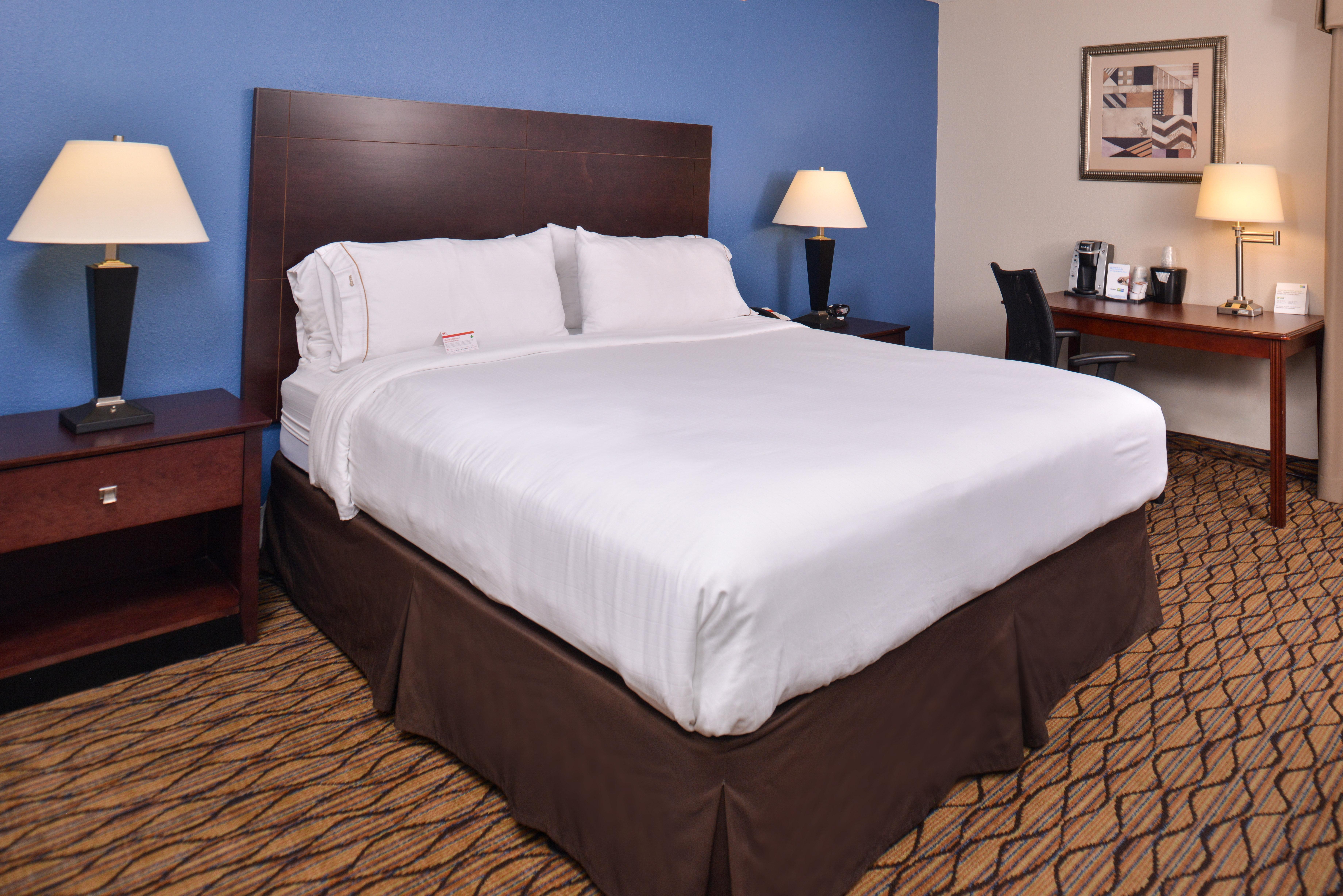 Holiday Inn Express & Suites Central Omaha By Ihg מראה חיצוני תמונה